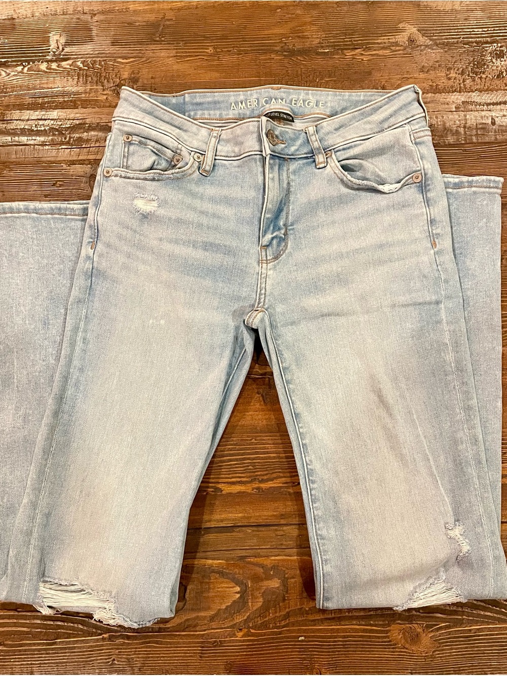 American Eagle Outfitters Light Blue Cropped Jeans